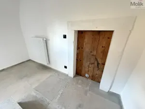 Pronájem atypického bytu, Osek, Tovární, 135 m2