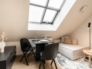 Prodej apartmánu, Praha - Karlín, Prvního pluku, 38 m2