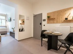 Prodej apartmánu, Praha - Karlín, Prvního pluku, 27 m2