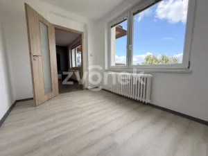 Prodej bytu 4+1, Zlín, Družstevní, 74 m2