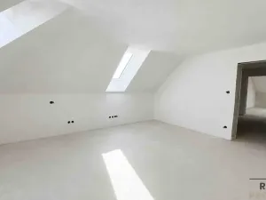 Prodej rodinného domu, Svinošice, 194 m2
