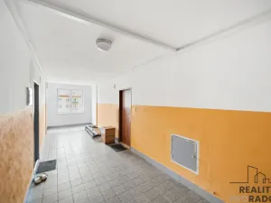 Pronájem bytu 1+1, Rybitví, Činžovních domů, 30 m2