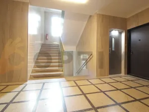 Pronájem bytu 1+1, Praha - Smíchov, Štefánikova, 43 m2