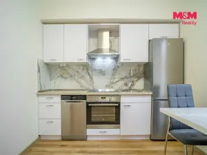 Pronájem bytu 1+1, Karlovy Vary, Jateční, 40 m2