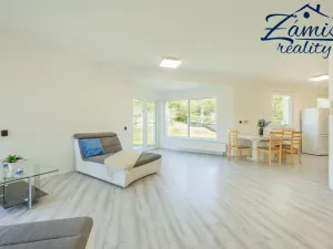 Prodej rodinného domu, Nespeky - Městečko, Na Mělách, 278 m2