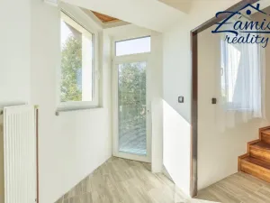 Prodej rodinného domu, Nespeky - Městečko, Na Mělách, 278 m2