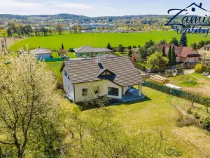 Prodej rodinného domu, Nespeky - Městečko, Na Mělách, 278 m2