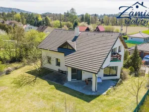 Prodej rodinného domu, Nespeky - Městečko, Na Mělách, 278 m2
