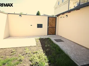 Pronájem bytu 1+kk, Chrastava, náměstí 1. máje, 30 m2