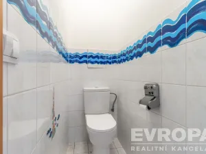 Prodej bytu 3+kk, Praha - Újezd, Pastevců, 70 m2