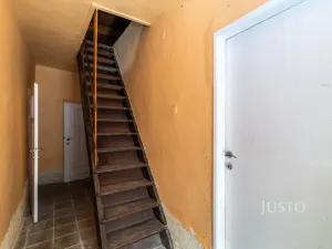 Prodej rodinného domu, Zvole, 520 m2