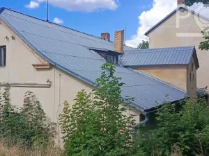 Prodej rodinného domu, Karlovice, 340 m2