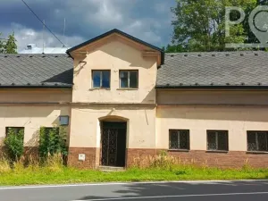 Prodej rodinného domu, Karlovice, 340 m2