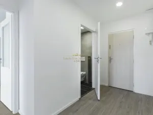 Prodej bytu 2+kk, Praha - Černý Most, Smikova, 44 m2