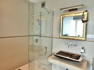 Prodej bytu 4+kk, Praha - Hlubočepy, Lumiérů, 163 m2
