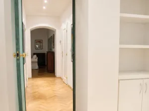Pronájem bytu 3+kk, Praha - Nové Město, Odborů, 81 m2