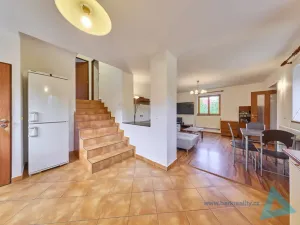 Prodej rodinného domu, Pecka - Bělá u Pecky, 250 m2