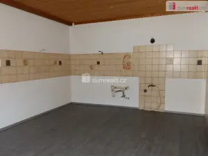 Prodej rodinného domu, Hořesedly, 180 m2