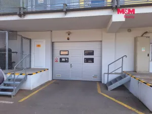 Pronájem garáže, Pardubice - Zelené Předměstí, třída Míru, 19 m2