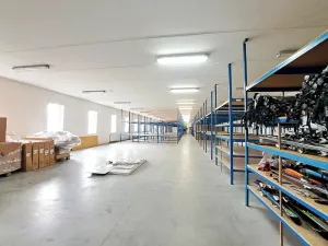 Pronájem skladu, Tečovice, 890 m2