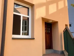Pronájem obchodního prostoru, Jablonec nad Nisou, Podhorská, 90 m2