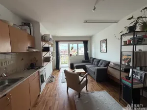 Pronájem bytu 2+kk, Praha - Vršovice, Estonská, 54 m2