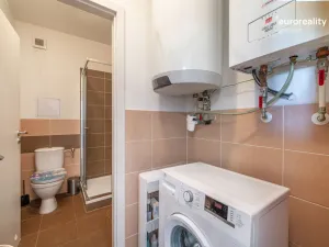 Prodej bytu 2+kk, Tachov, Na Třešňovce, 37 m2