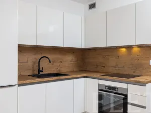 Pronájem bytu 1+kk, Praha - Vysočany, Smržových, 31 m2