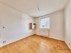 Pronájem bytu 2+kk, Úpice, Národní, 46 m2