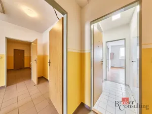 Pronájem bytu 2+kk, Úpice, Národní, 46 m2