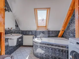 Prodej bytu 3+kk, Holýšov, Husova třída, 73 m2