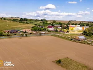 Prodej pozemku pro bydlení, Traplice, 2079 m2