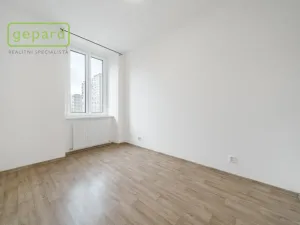 Pronájem bytu 2+kk, Sokolov, Křížová, 58 m2