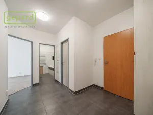 Pronájem bytu 2+kk, Sokolov, Křížová, 58 m2