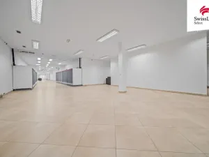 Pronájem obchodního prostoru, Pardubice - Zelené Předměstí, třída Míru, 523 m2