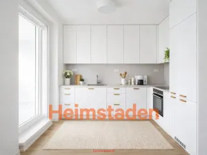 Pronájem bytu 2+kk, Praha - Holešovice, U Pergamenky, 54 m2