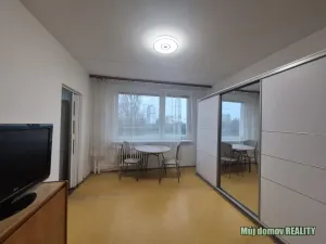Pronájem bytu 1+kk, Praha - Chodov, Bachova, 33 m2