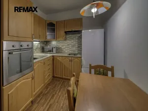 Pronájem bytu 1+kk, Poděbrady, V Aleji, 33 m2