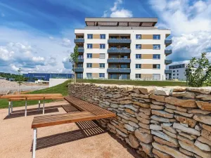 Pronájem bytu 1+kk, Praha - Vysočany, Svatošových, 32 m2