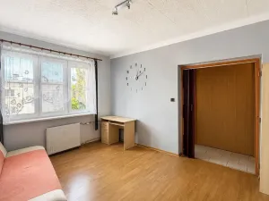 Prodej bytu 3+1, Cheb, Kosmonautů, 66 m2