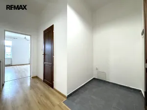 Pronájem bytu 1+1, Olomouc, Edisonova, 35 m2
