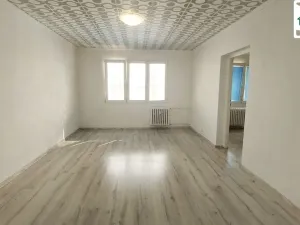 Pronájem bytu 3+1, Cheb, Májová, 55 m2