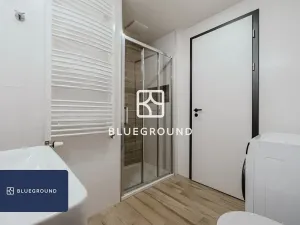 Pronájem bytu 2+kk, Praha - Holešovice, U Pergamenky, 63 m2