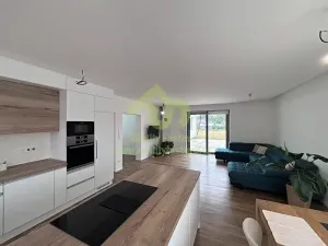 Prodej rodinného domu, Lužany, 156 m2