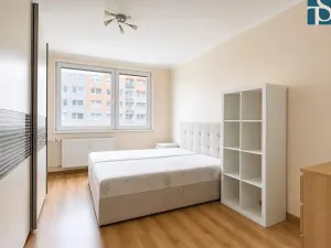 Pronájem bytu 4+1, Praha, U pramene, 91 m2