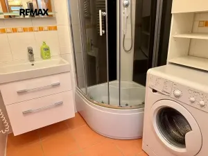 Pronájem bytu 2+1, Nupaky, K Parku, 66 m2