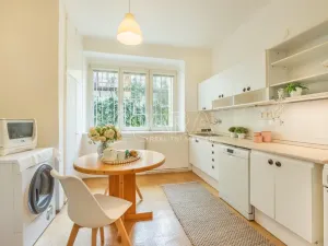 Prodej bytu 2+1, Praha - Vinohrady, Rumunská, 64 m2