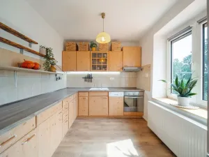 Prodej rodinného domu, Horní Planá, Komenského, 250 m2