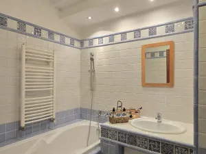 Pronájem bytu 3+kk, Praha, Jeremenkova, 63 m2