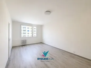 Prodej bytu 2+1, Krupka, Karla Čapka, 62 m2